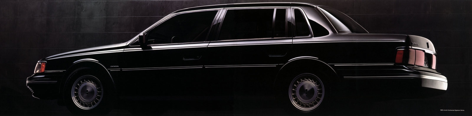 n_1988 Lincoln Continental Portfolio-06.jpg